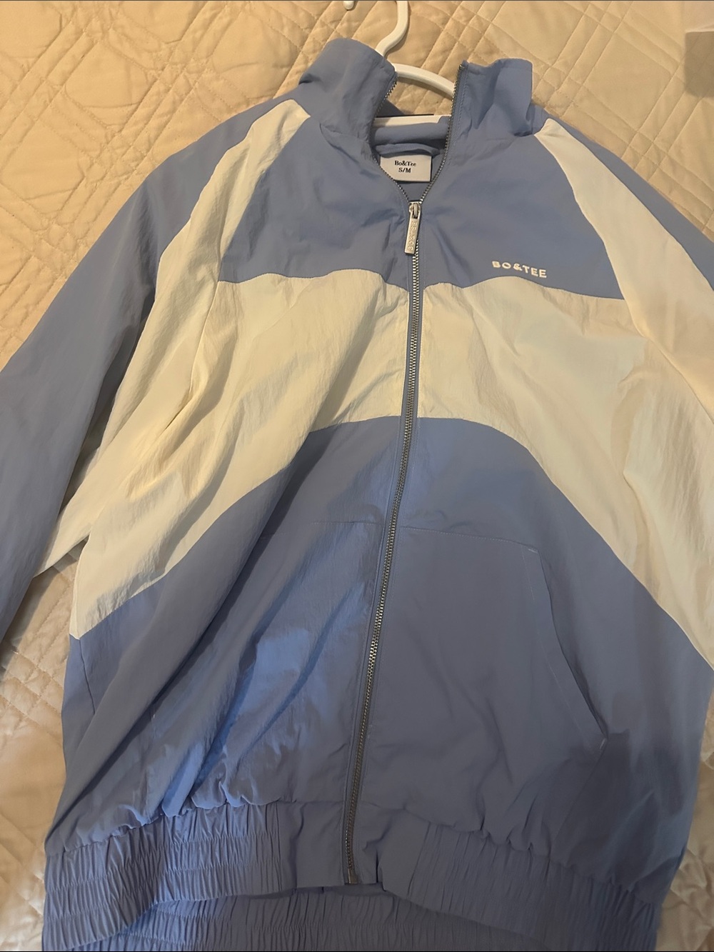 Bo+Tee windbreaker